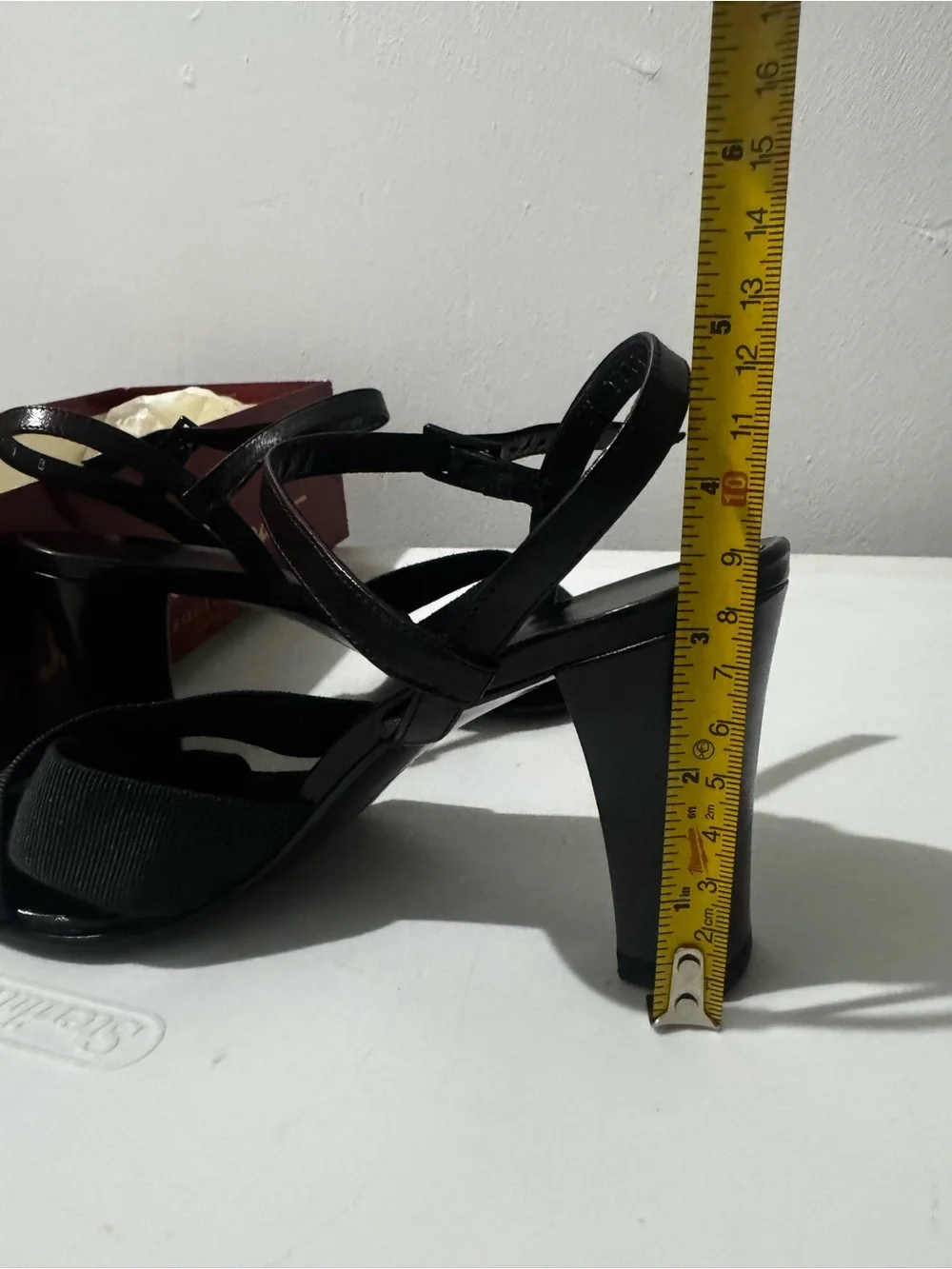 Salvatore Ferragamo Boutique Strappy Heels size 8